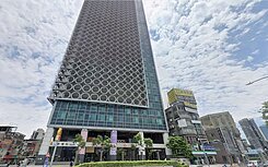 專約-捷運板南線新埔捷運共構宅-新巨蛋三房加車位