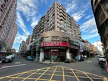 瑞隆商圈面寬挑高金店面