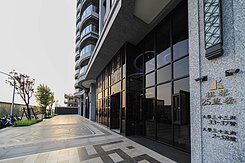 棋琴25重奏｜雙衛浴開窗｜景觀明亮2房平車