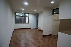 散步成大💖典雅一樓美寓可改2房