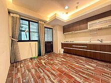 專任/巨城/三民國中/北大愛樂大2房平車(露臺戶)