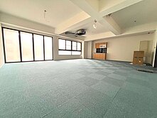 親友專賣 ONE PLUS少年董首選