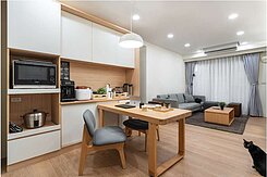 龍安特區昭揚家三房車