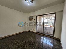 輔英科大精美四房+雙平車