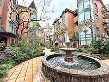 下南崁l光明學區旁l米蘭別墅可停雙車-黃金商圈