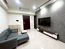 鼎山家樂福輕軌商圈兩房車位