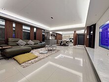 專員小江在亞灣欣灣時代精裝設計豪邸三連號大平車