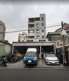 中壢A22捷運大地坪可住可辦獨棟電梯透天