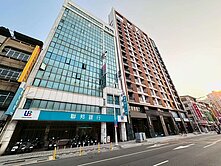 🍀高雄後站金庫之上一層一戶百坪商辦雙平車🍀