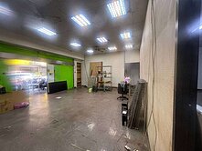 忠孝商圈八米大面寬黃金店面