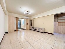 獨家｜14期旁松強國小近全聯九華貴族大三房平車