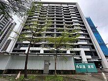 新莊科達花園~邊間三房+坡平車位