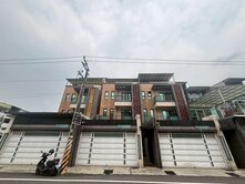 ♥＊推薦＊🍎九如市中心｜大地坪輕屋齡雙車別墅】♥