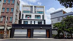 民雄雙車電梯別墅