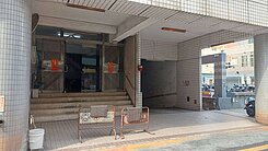 【凹子底捷運宅】富民路商圈｜大三房平車｜陽台進出