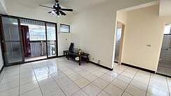 專任-藝文特區君臨天下/小詩推薦