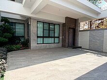 🏡屏東竹田．並排雙車電梯豪墅｜比日本壓縮機還稀少