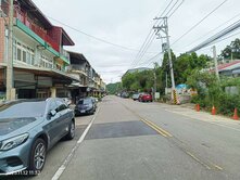  峰谷國小旁 🅰️地形方正 🅰️ 大面寬建地 