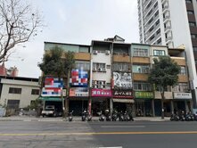 三多二路【雙透天店面】前路後巷
