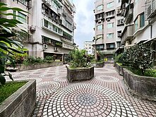 新店安康路二段生活機能便利華廈一樓