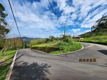 石碇區崩山平坦臨路農地