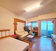 傑 鳥松/美麗皇家/粉溫馨有陽台的套房加平車