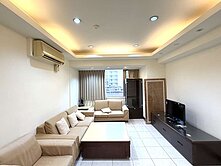 親友獨賣~南華日麗三房坡平車位~