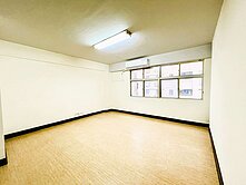 已降價兩次太平洋頂樓戶阿浩看房