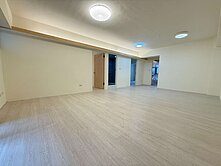 光榮國中旁｜東榮&amp;益民商圈｜室內整理三房車位