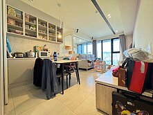 着東騰精品裝潢三房車~小檜溪重劃區~指標社區出價談