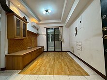 七堵近車站~幸福人生電梯小3房+平面車位