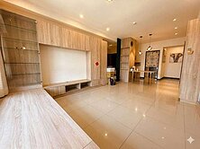 楠梓堅山三川次高樓層三房坪數兩房格局+平車