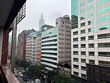 臨江夜市基隆路上大四房