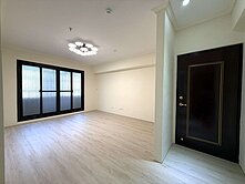 🍎妍妍臻選|河堤國小高樓層邊間採光美三房+平車