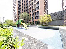 ★東森壯壯★屋主平轉!大肚露台戶兩房+兩衛+平車