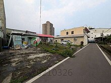 龍安街二段方正甲建　８米面寬、近大竹市區、有水電