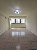 足室內28坪大三房