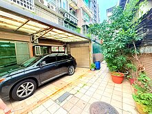 房房好室~萬華車站庭院雙坡車~住商秉霖