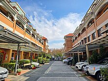 楓樹河畔雙公園別墅 