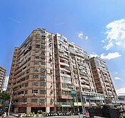 桃園平鎮區 翡翠宮廷 稀有超大露臺景觀4房車