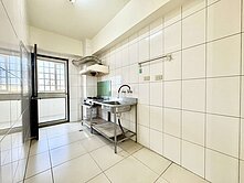 【東港好大樓/鎮海公園】陽台進出低總價三房