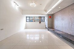 環亞門第捷運美廈