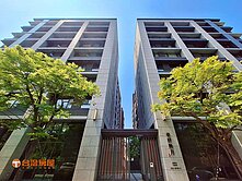 奇岩映月面高樓湖景觀戶