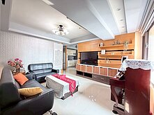 西區宏台美術館高樓三房平車