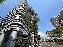 農十六凹子底捷運京城天峰百坪雙平車豪邸