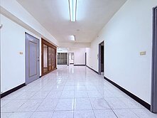 仁德國小四房四衛大陽台寧靜電梯公寓