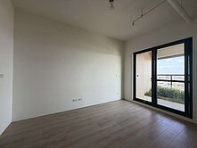 新成屋「英倫亞灣」二期高樓三房平車品牌建設美裝潢