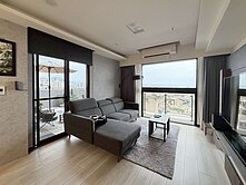 專任⭐️新光重劃區｜稀有高樓露台景觀精裝兩房平車