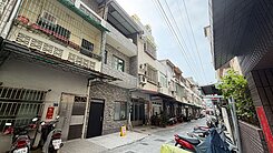 黃埔大東藝術捷運旁｜翻新超美活巷可停車低總價透天