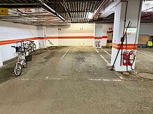 東區機械坡道平面子母大車位